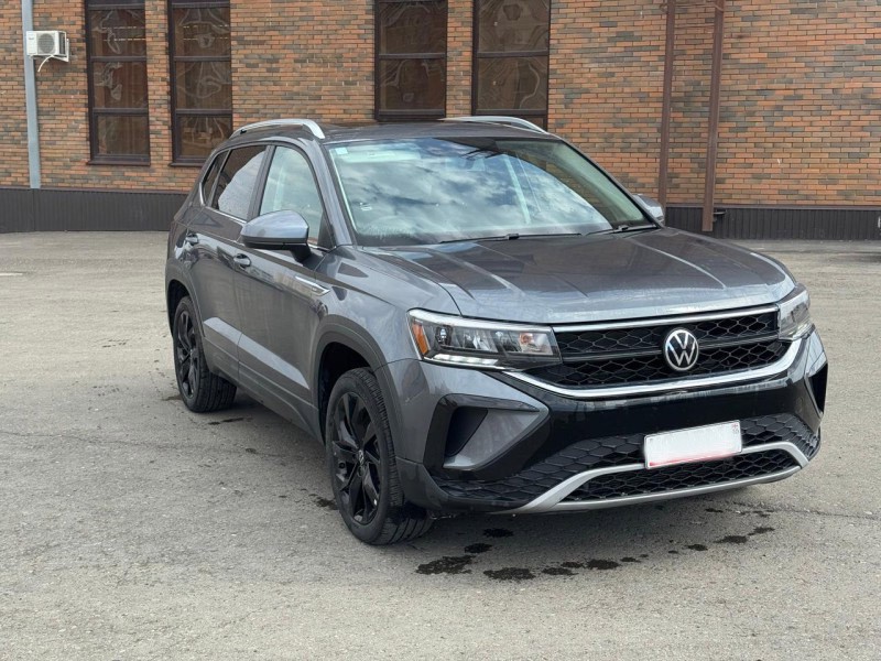 Volkswagen Taos