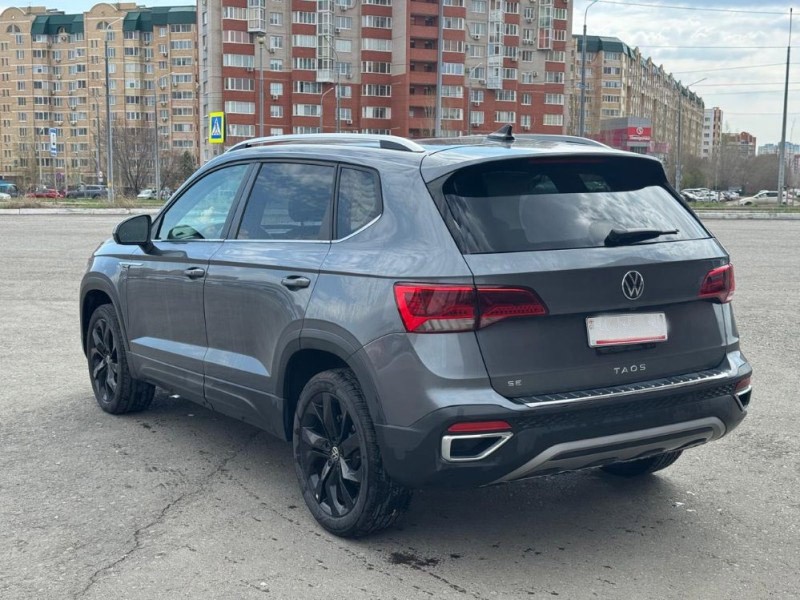 Volkswagen Taos